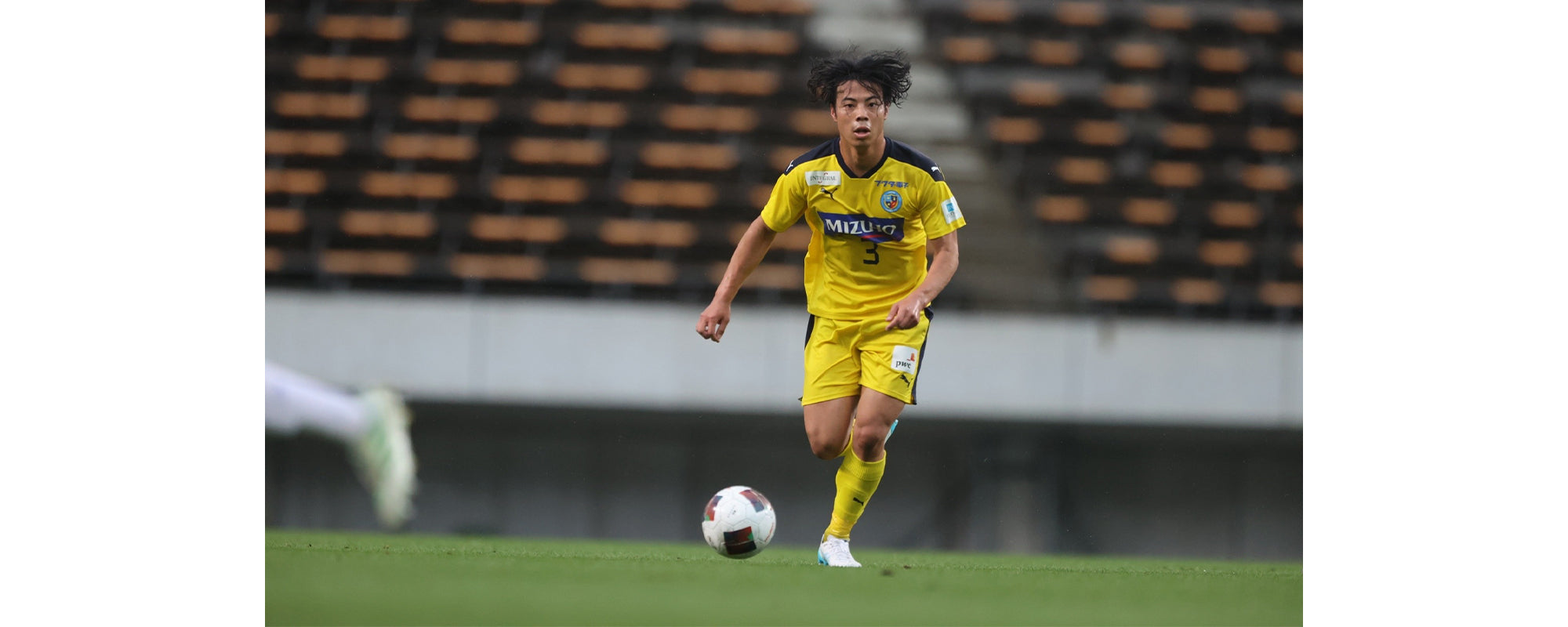 HAKOZAKI HIRAKU / 箱崎 拓 | BMZ【公式】