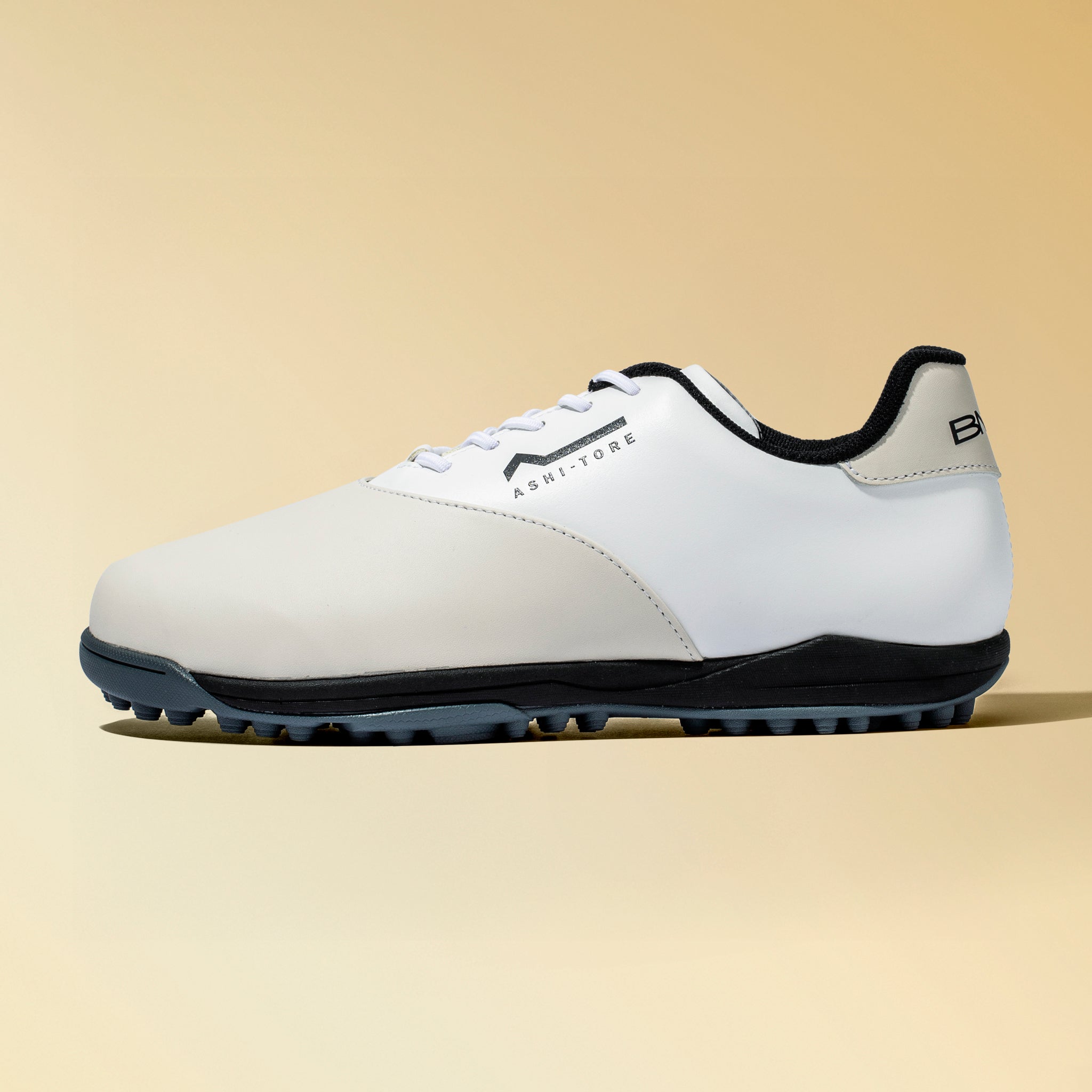 つかめるゴルフシューズ「GAIA MAX」