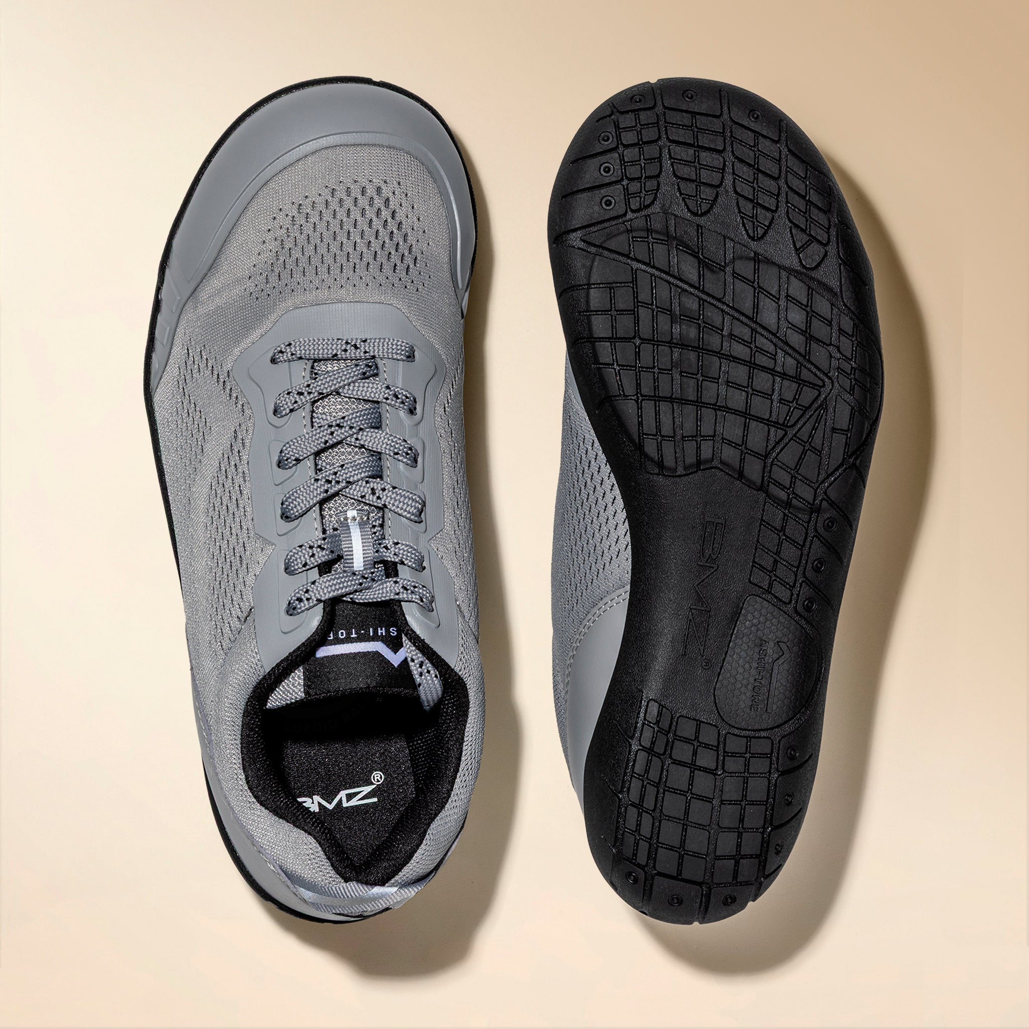 セーフティシューズ