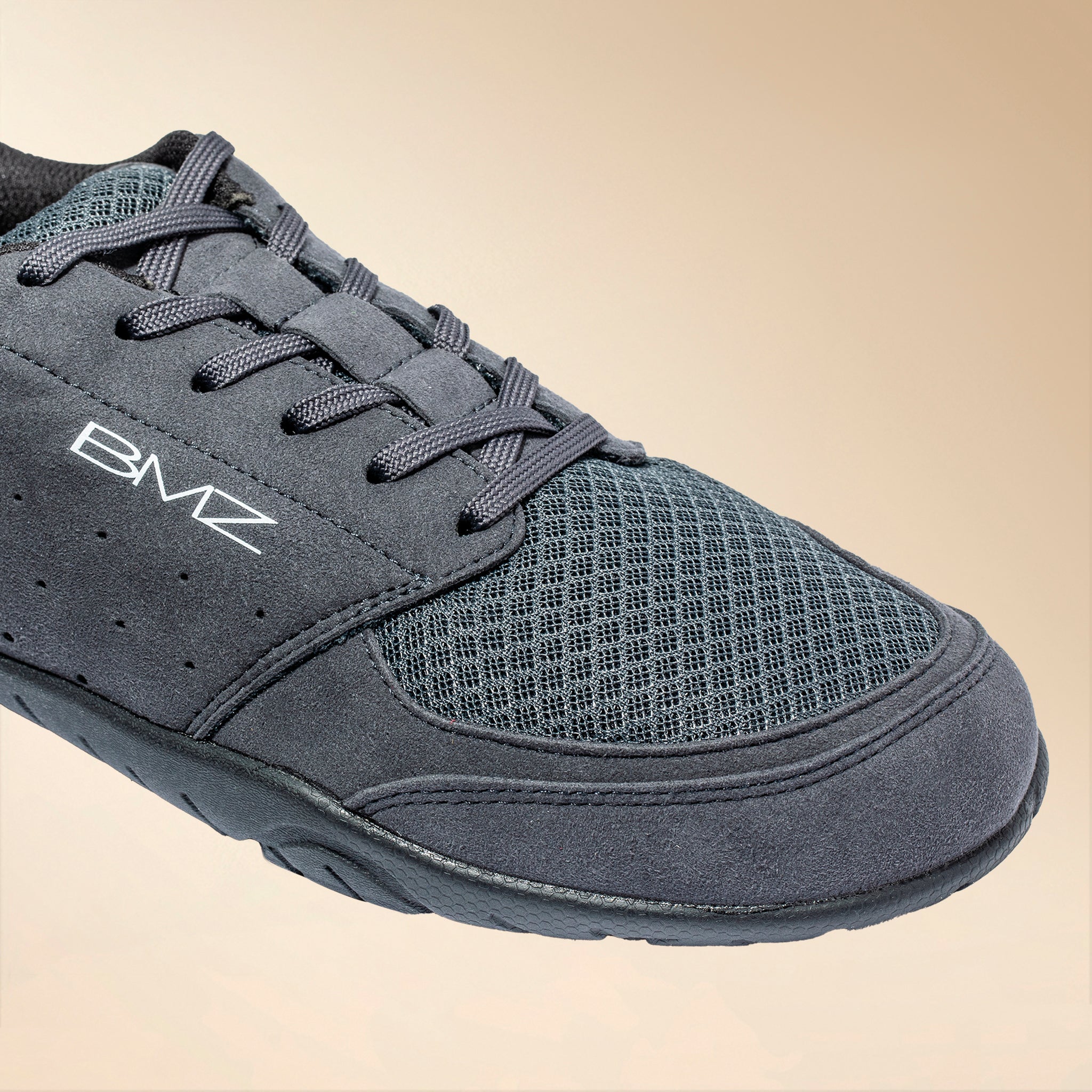 アシトレスニーカー