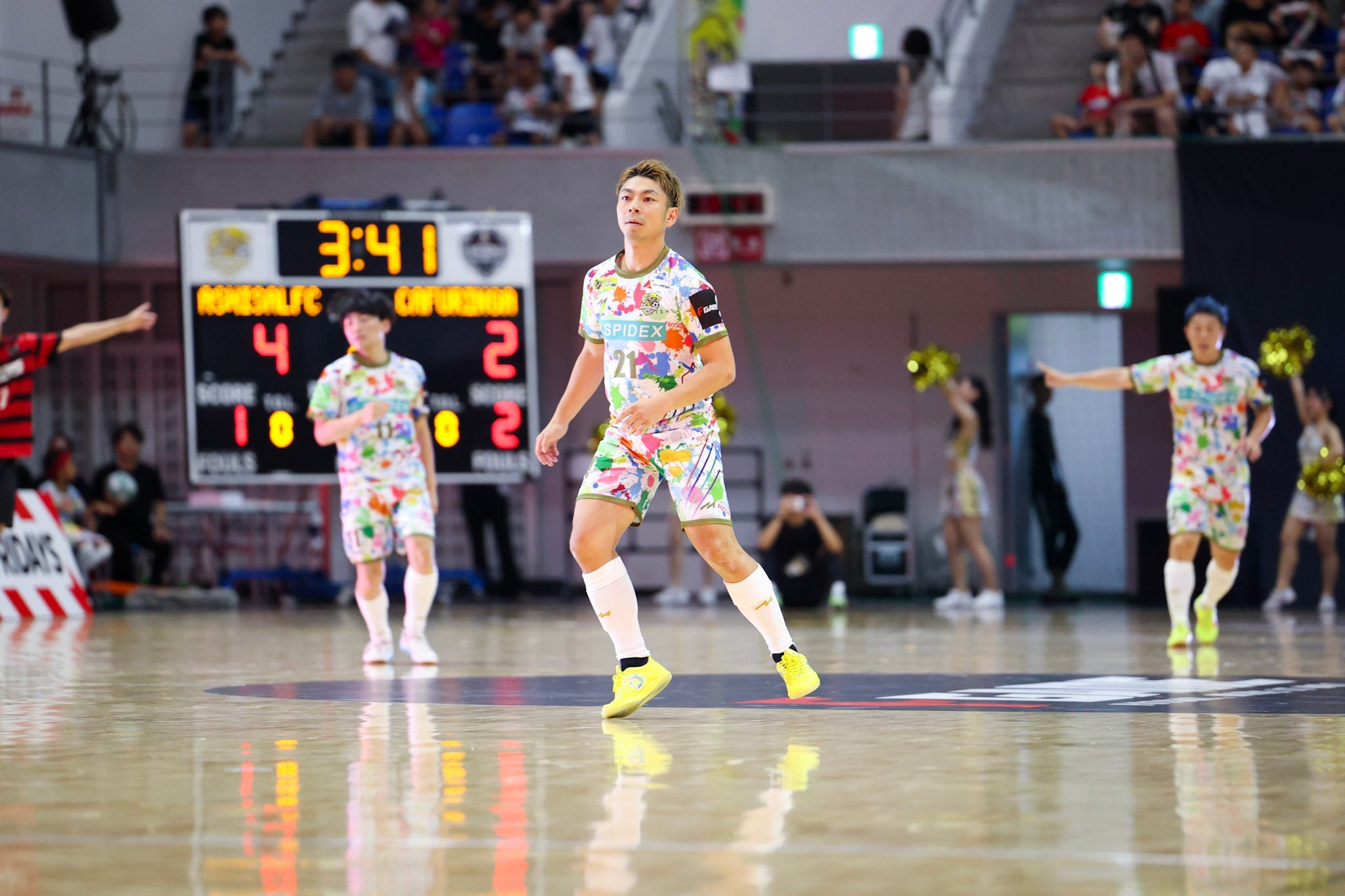 ISOZAKI RYOTA / 磯崎 良太