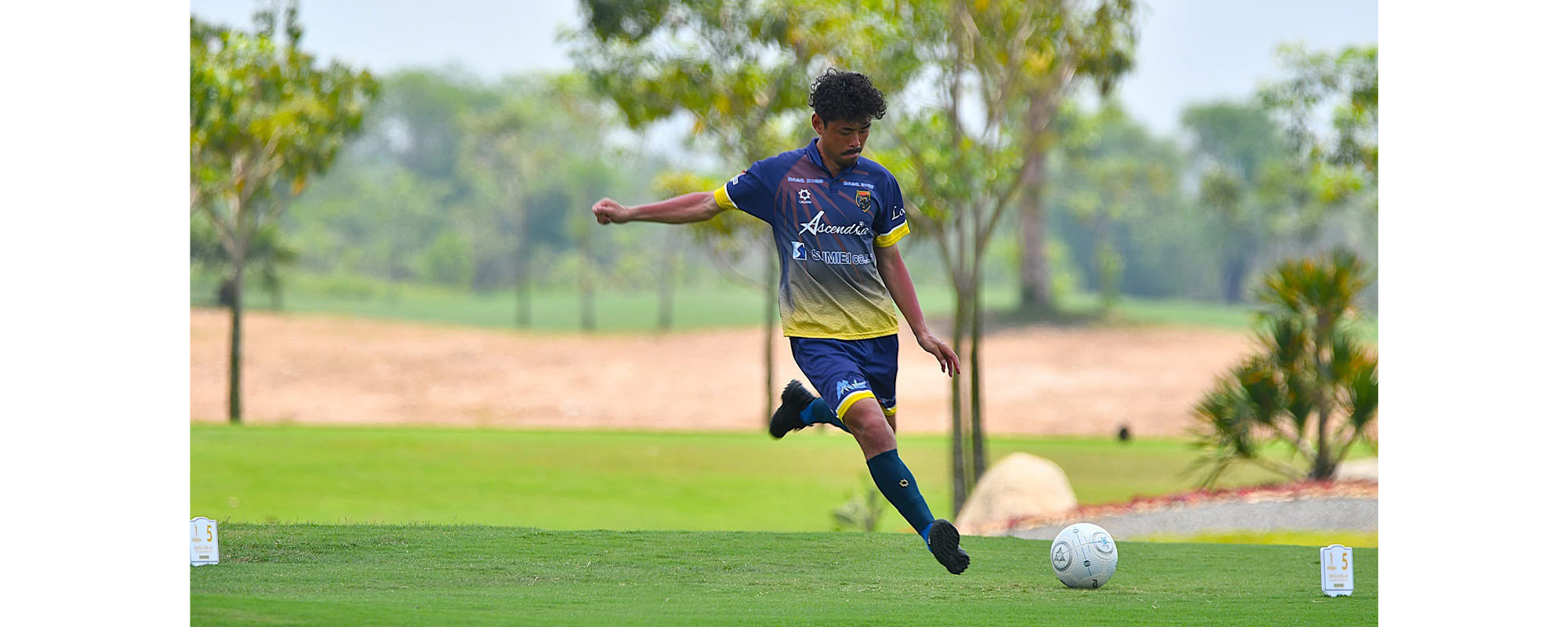 AOKI TAKESHI / 青木 剛