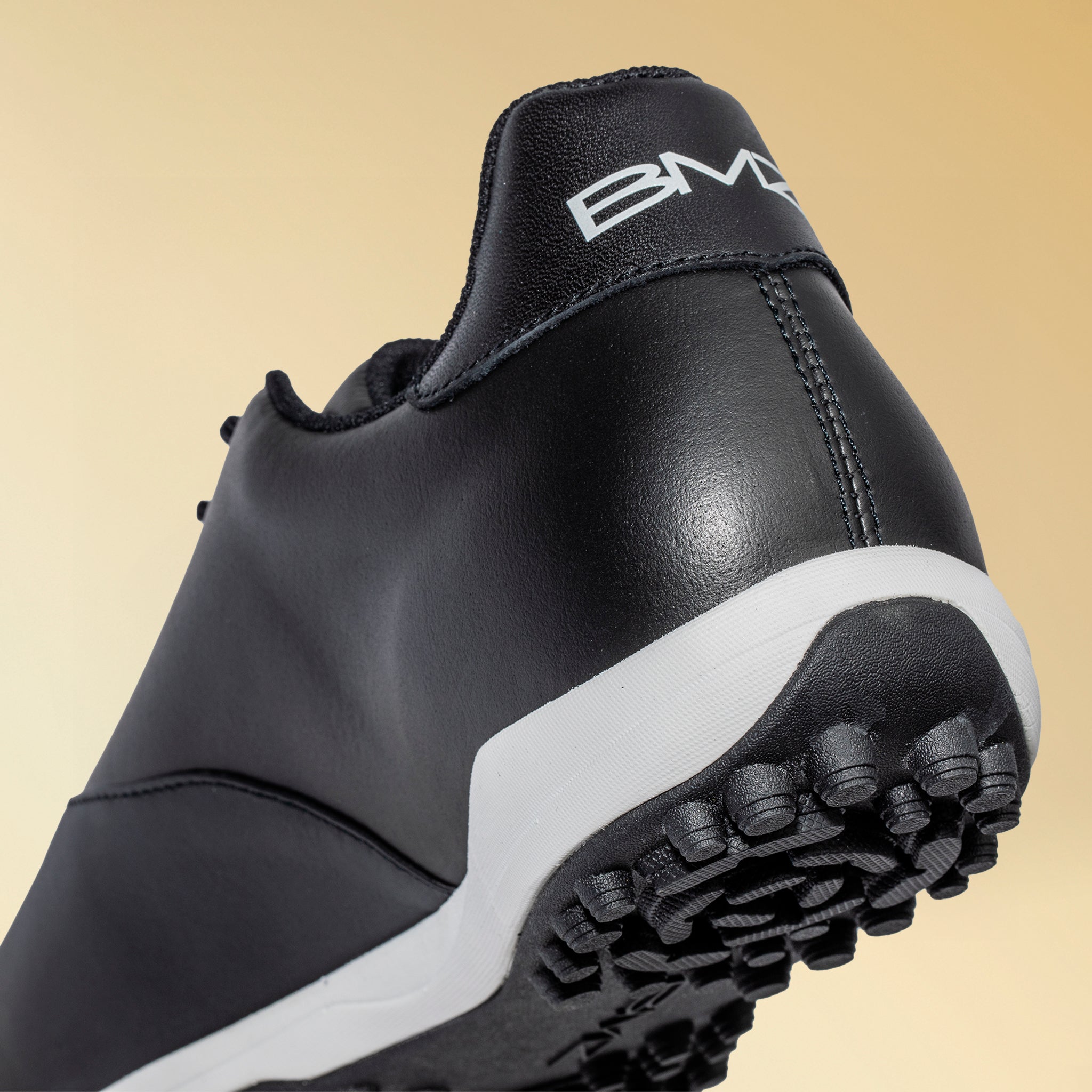 つかめるゴルフシューズ「GAIA MAX」