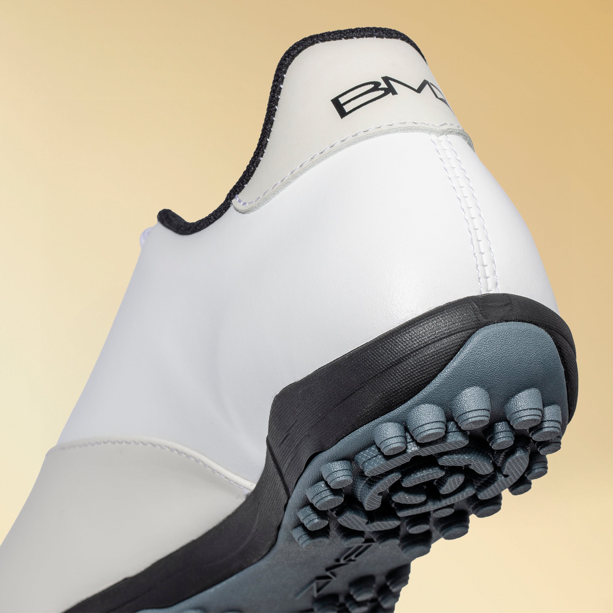 つかめるゴルフシューズ「GAIA MAX」