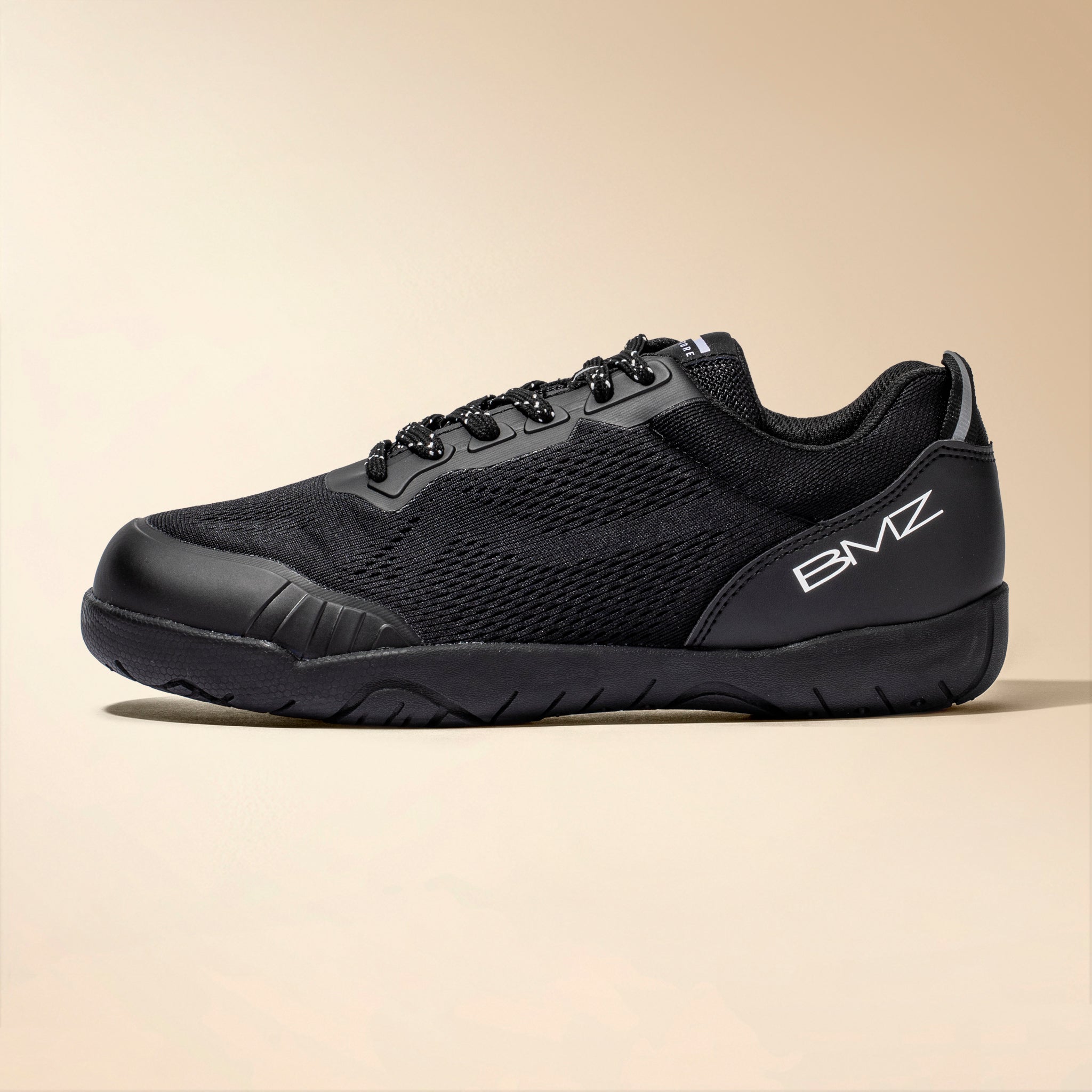 セーフティシューズ