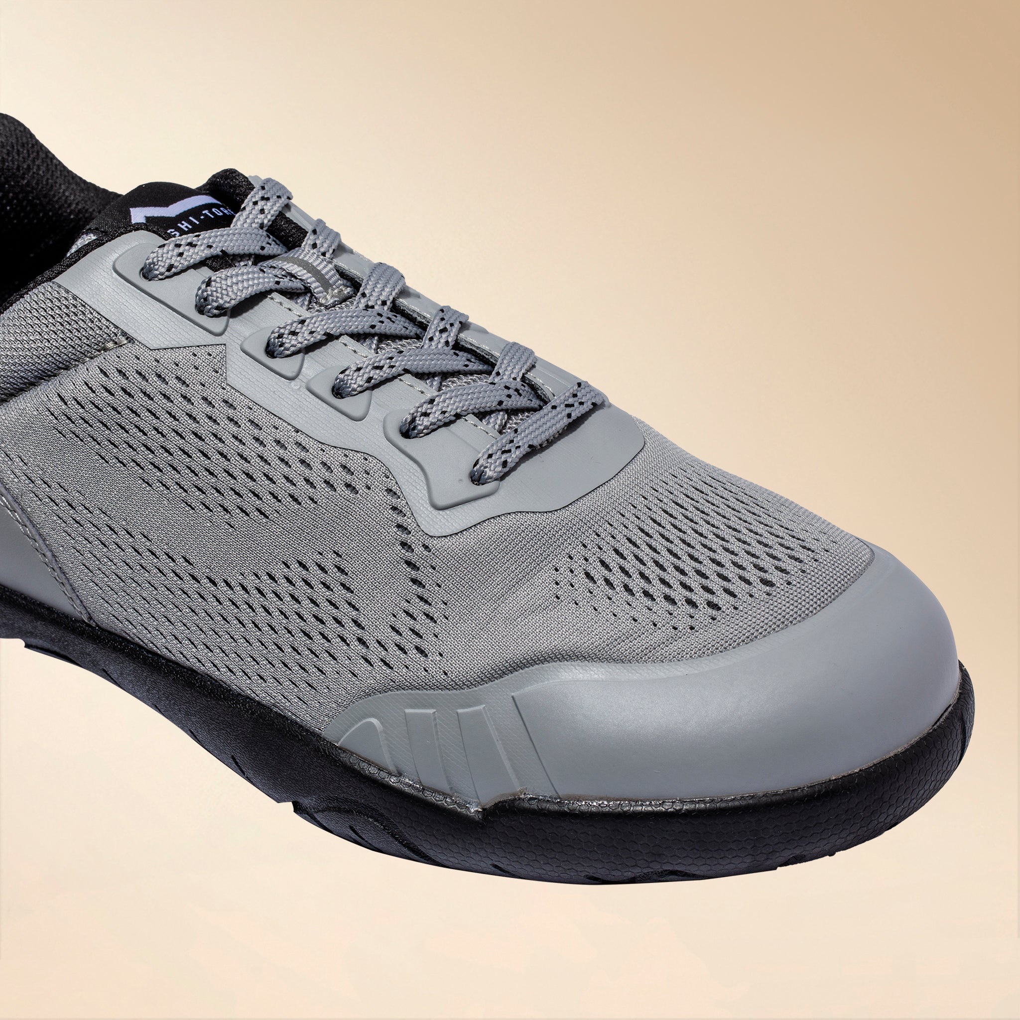 セーフティシューズ