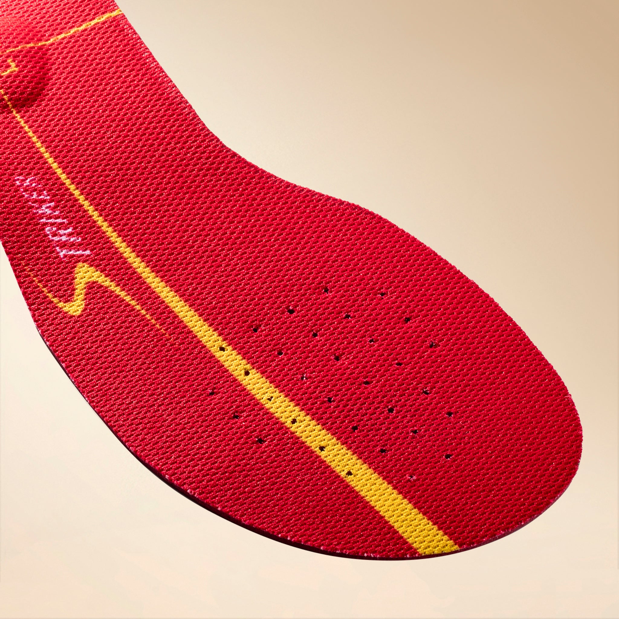 カルパワーストライカーレッド（アウトレット）