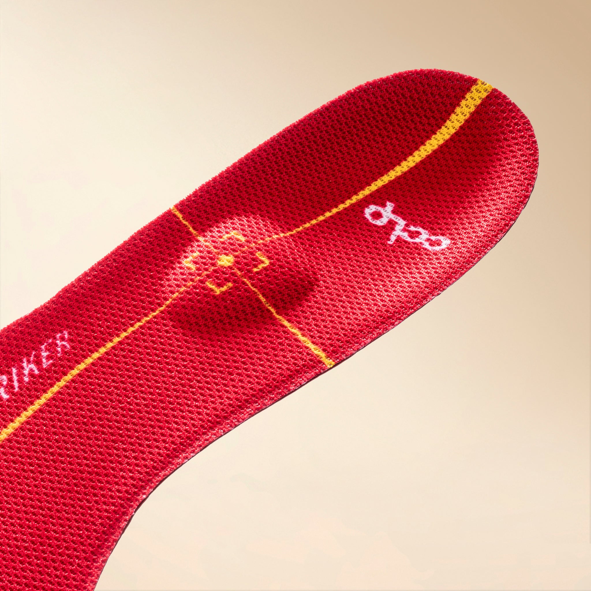 カルパワーストライカーレッド（アウトレット）